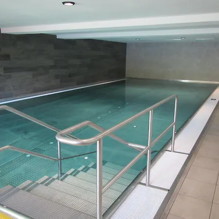 Apartment Mit Hallenbad
