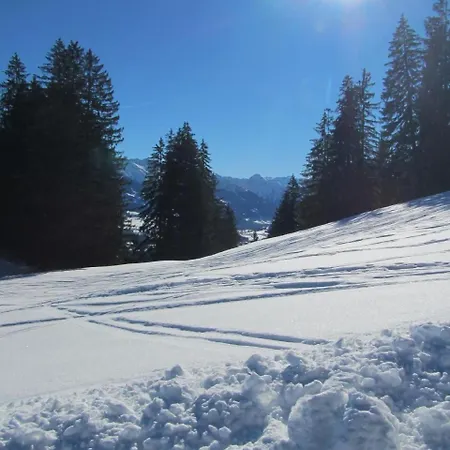 Mit Hallenbad Apartment *